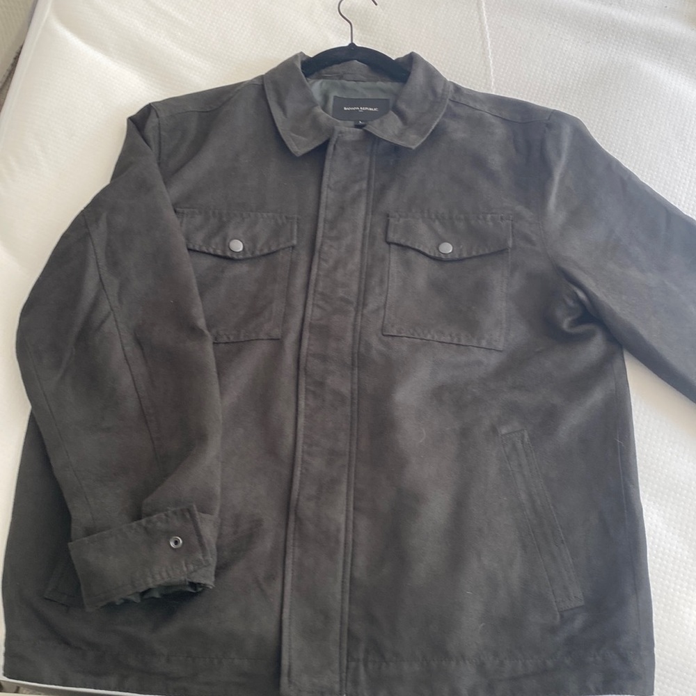 Dark green Faux suede jacket. Banana Republic Factory. Size Large